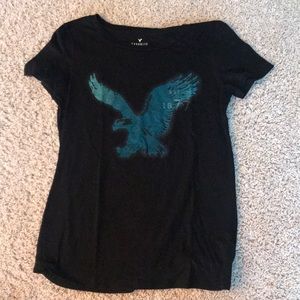 American Eagle tee shirt